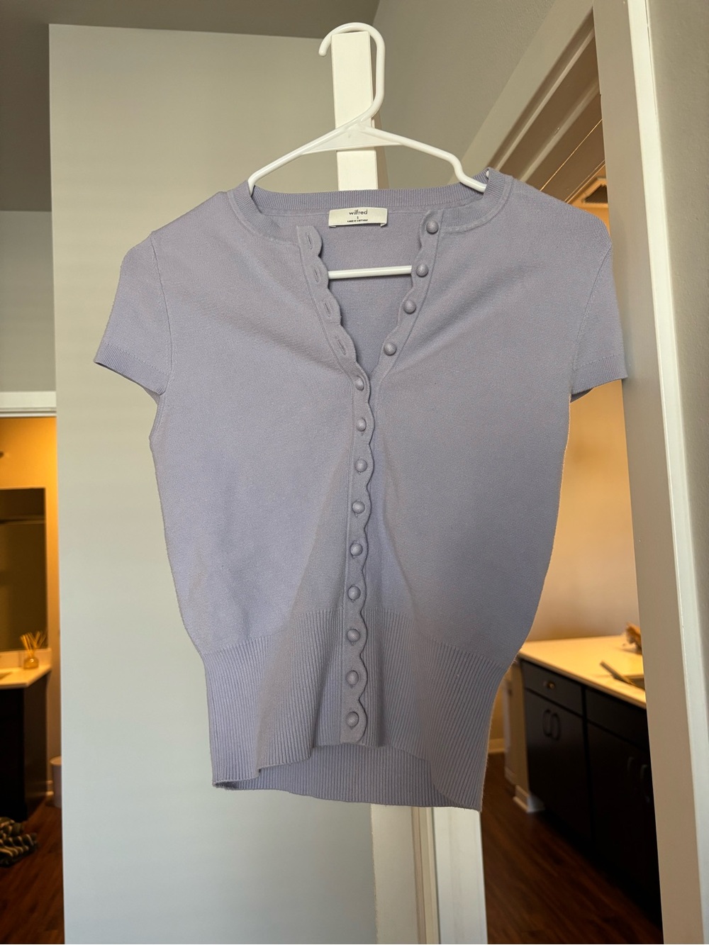 Aritzia Wilfred Lavender Scallop-Trim Short Sleeve Knit Top